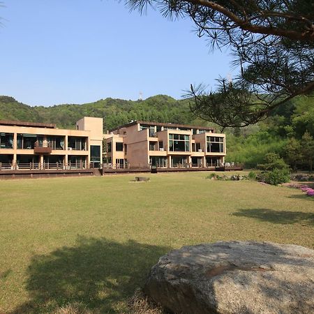 Hugel Heim Pension Pyeongchang Bagian luar foto