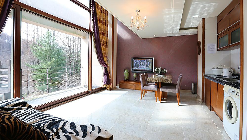 Hugel Heim Pension Pyeongchang Bagian luar foto